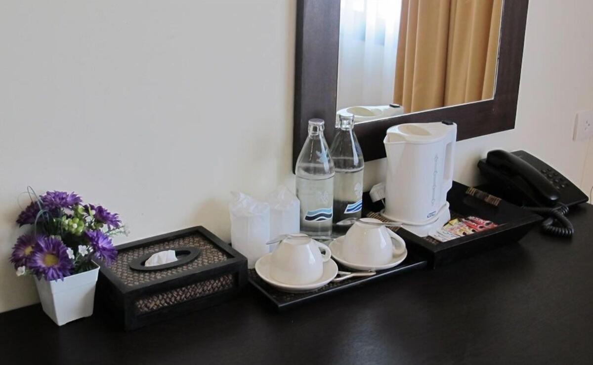 Harmony Patong Hotel Exterior photo
