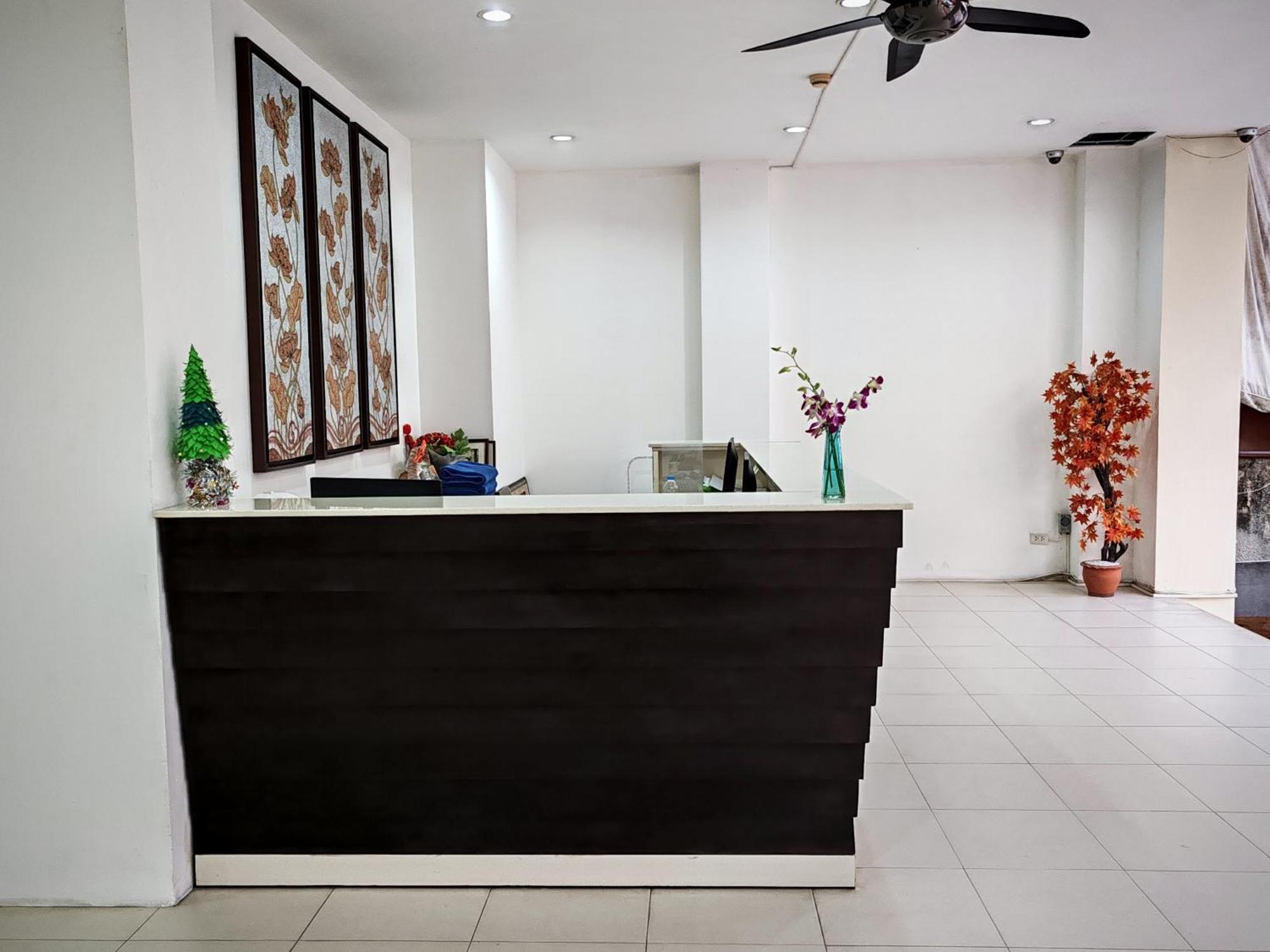 Harmony Patong Hotel Exterior photo