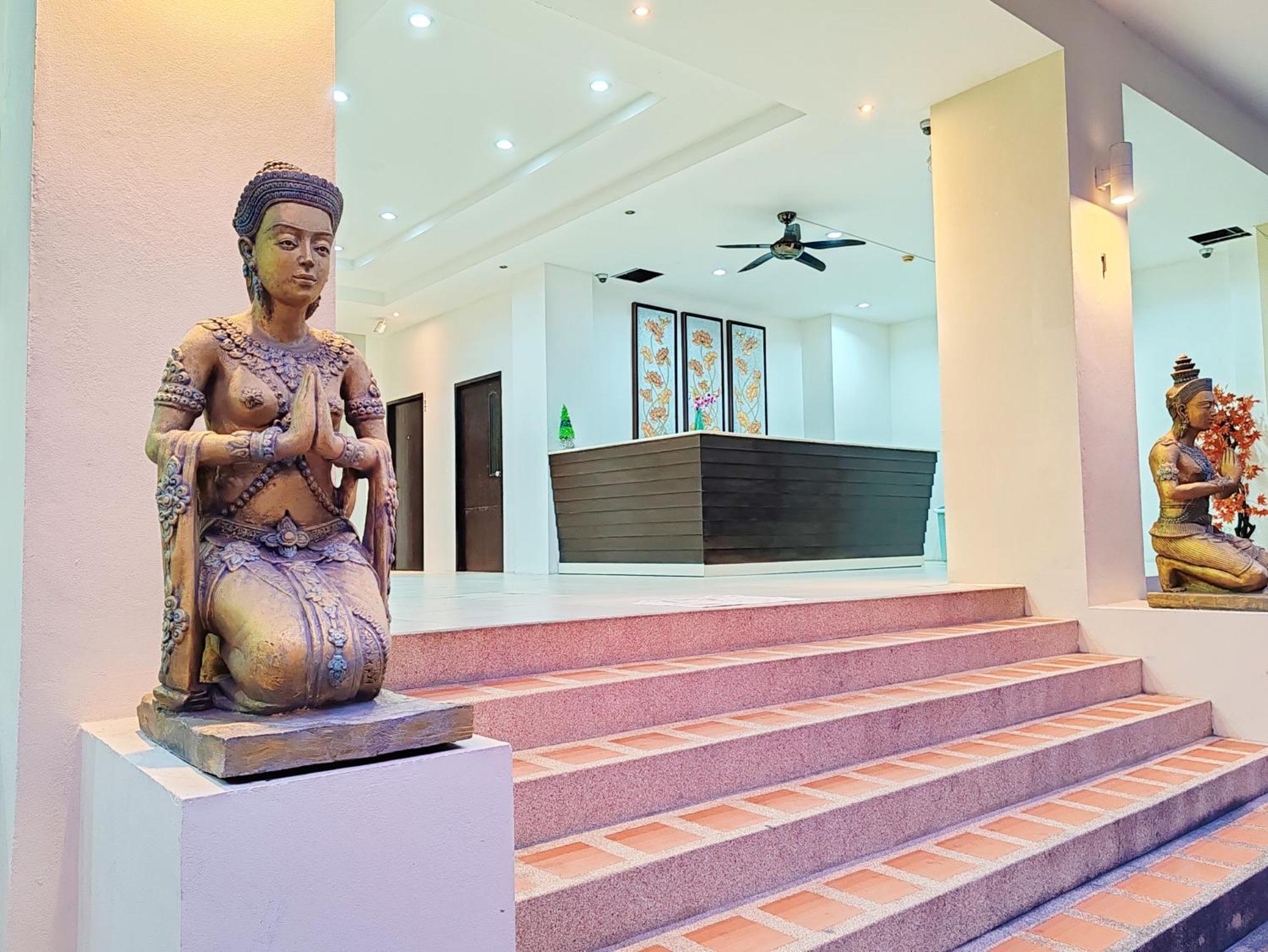 Harmony Patong Hotel Exterior photo