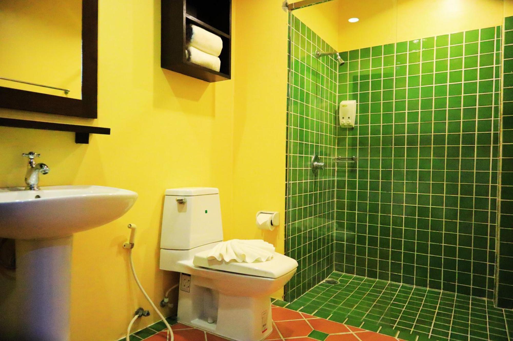 Harmony Patong Hotel Exterior photo